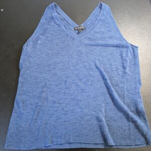 Banana Republic Ramie-Rayon Knit V-Neck Sweater Tank